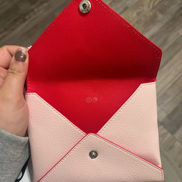 Glossier envelope pouch - Picture 2 of 7
